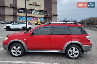 Внедорожник / Кроссовер Mitsubishi Outlander 2006 в Харькове