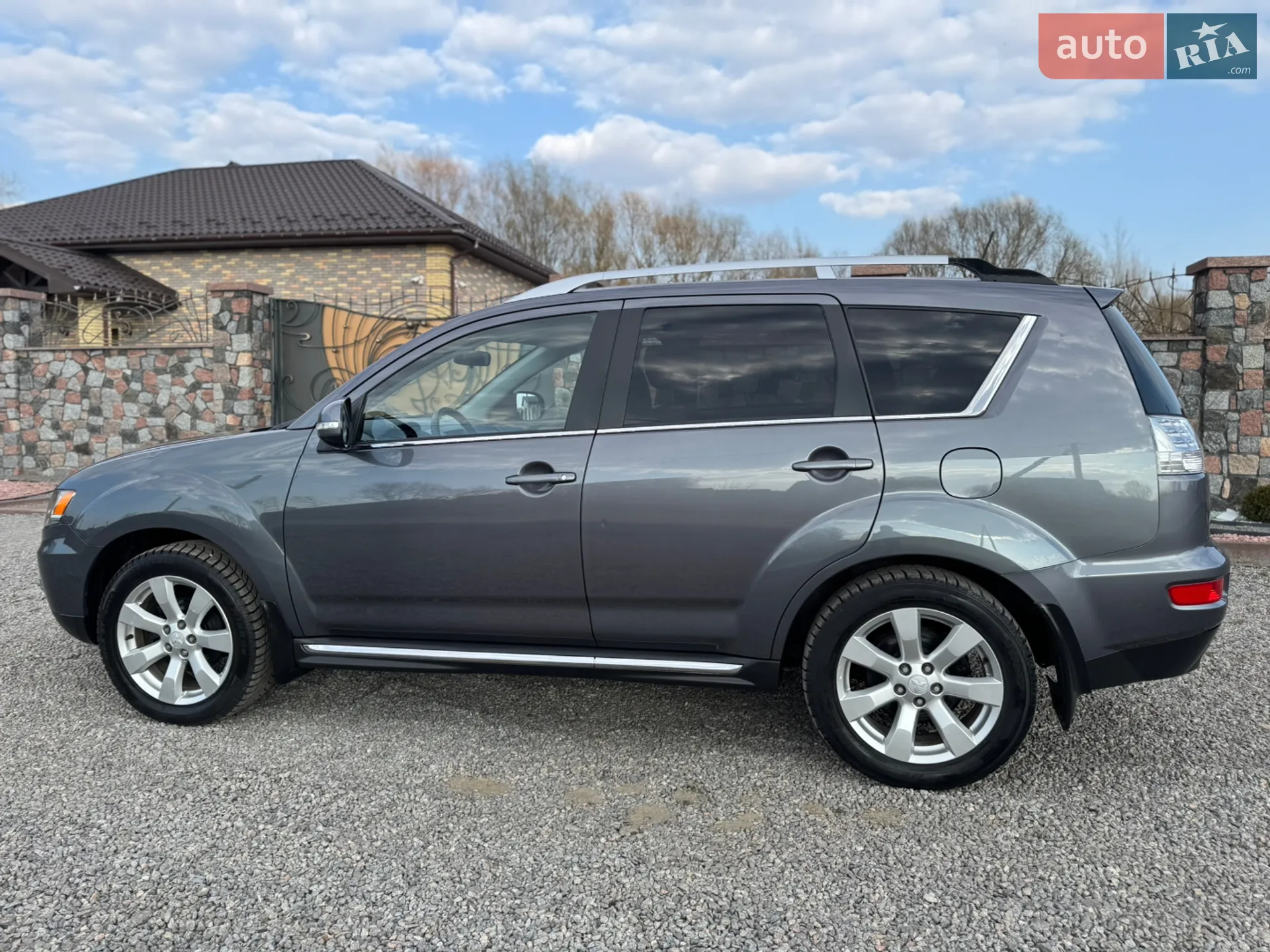 2010 Mitsubishi Outlander - мініатюра 21