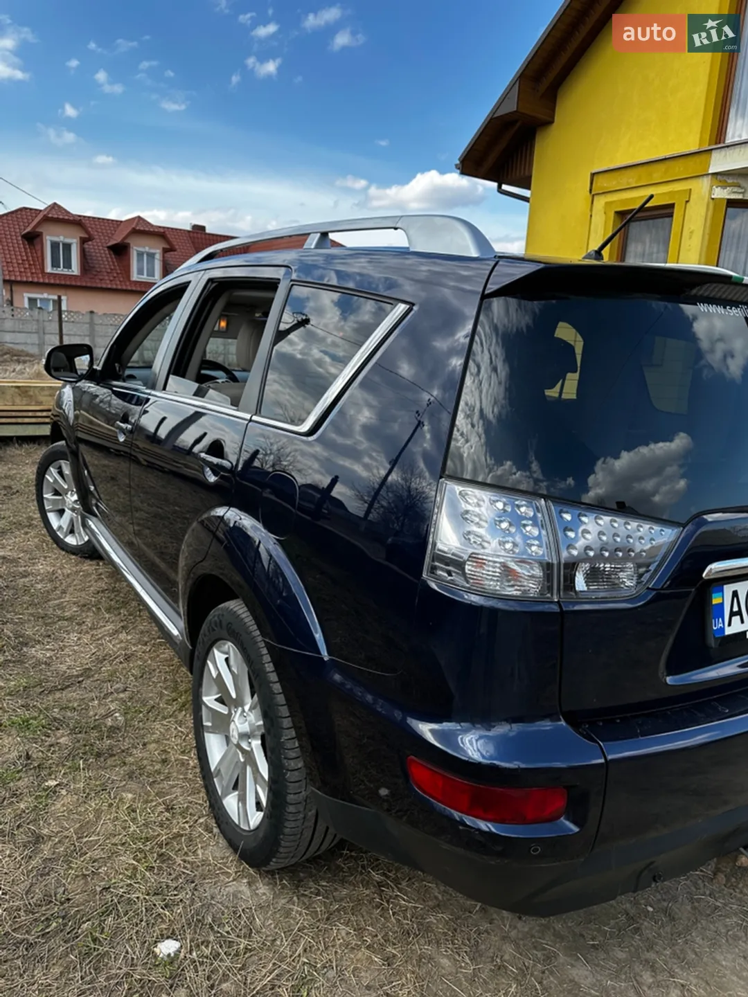 2010 Mitsubishi Outlander - мініатюра 4