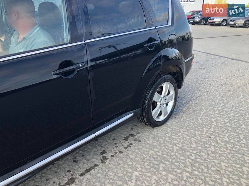 Внедорожник / Кроссовер Mitsubishi Outlander 2009 в Львове