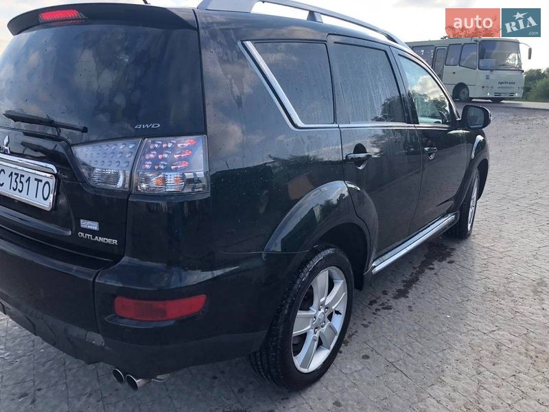Внедорожник / Кроссовер Mitsubishi Outlander 2009 в Львове