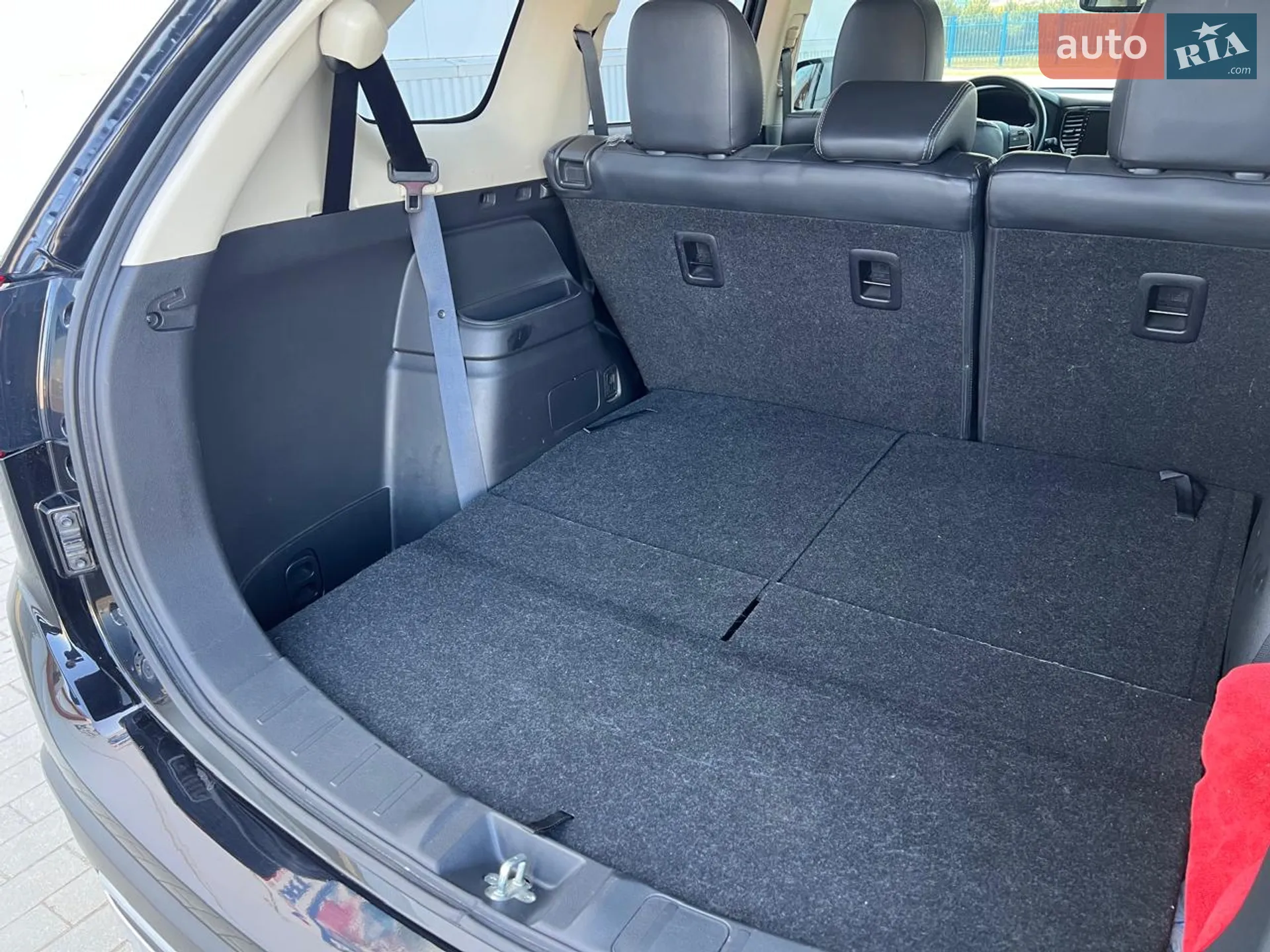 2019 Mitsubishi Outlander - мініатюра 44