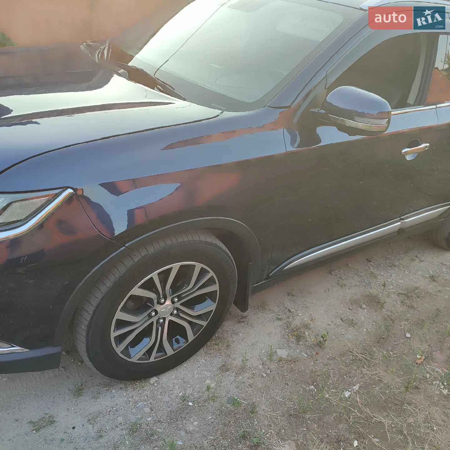 2017 Mitsubishi Outlander - мініатюра 4