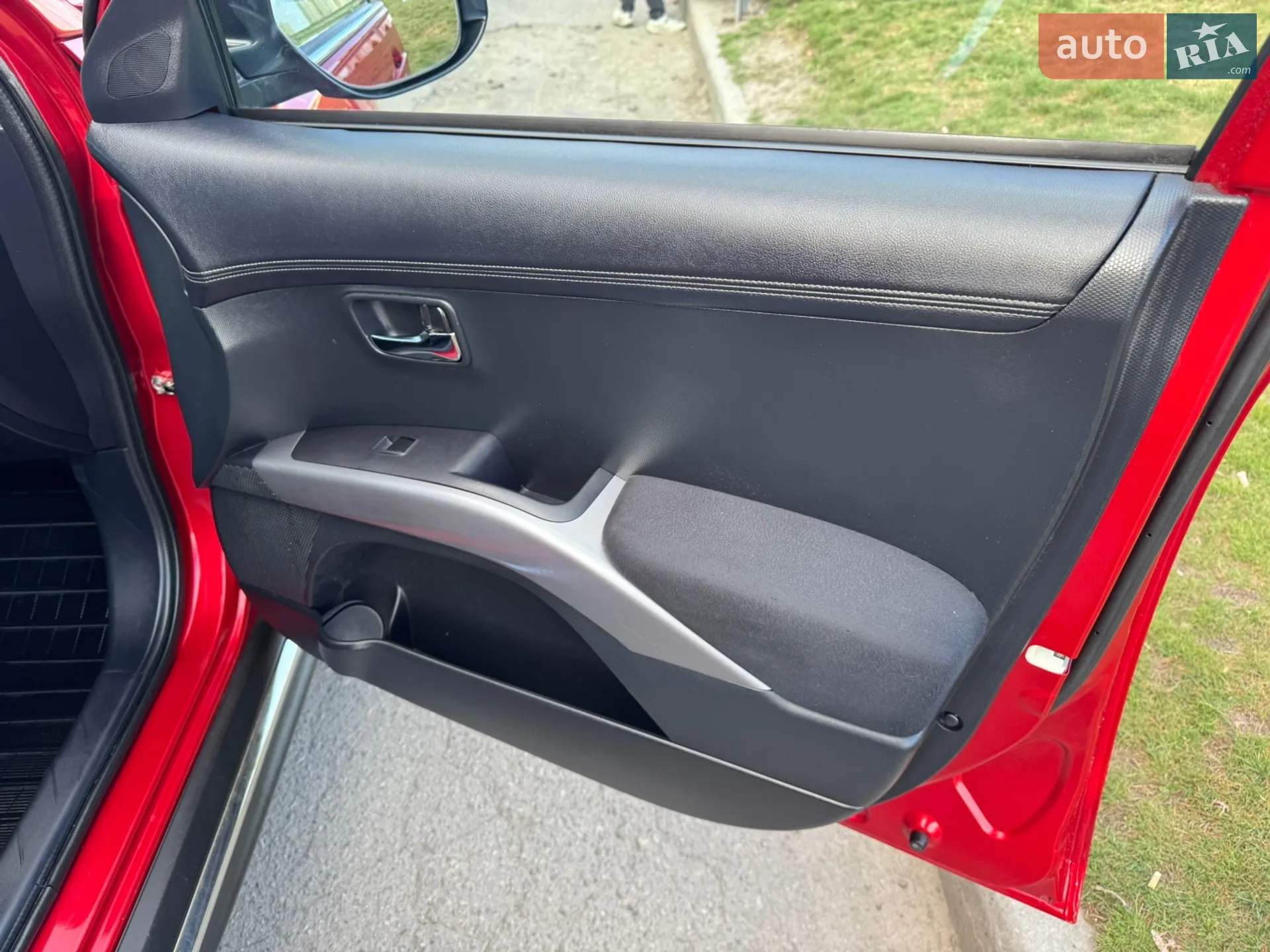 2012 Mitsubishi Outlander - мініатюра 19
