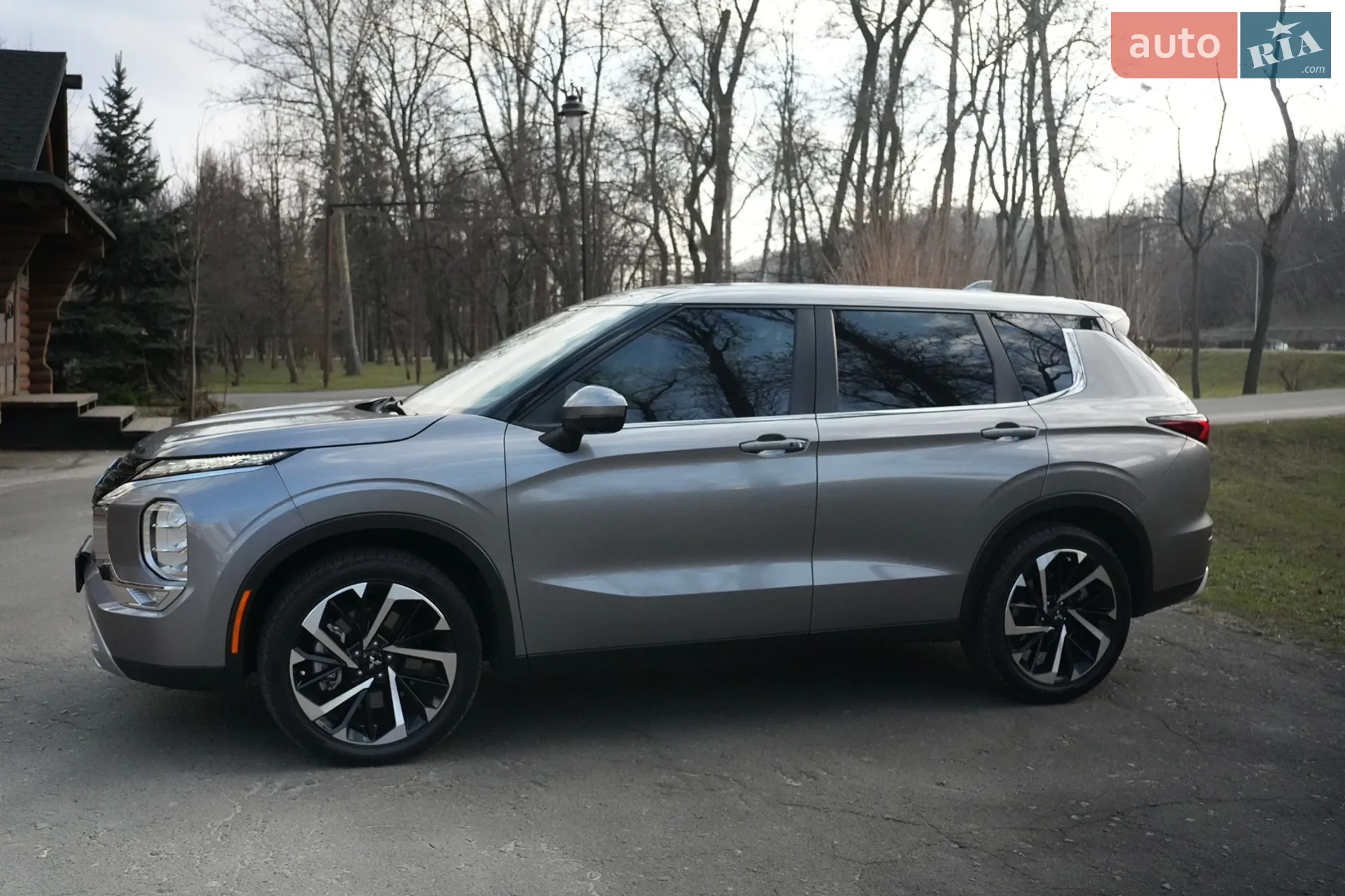 2021 Mitsubishi Outlander - мініатюра 5