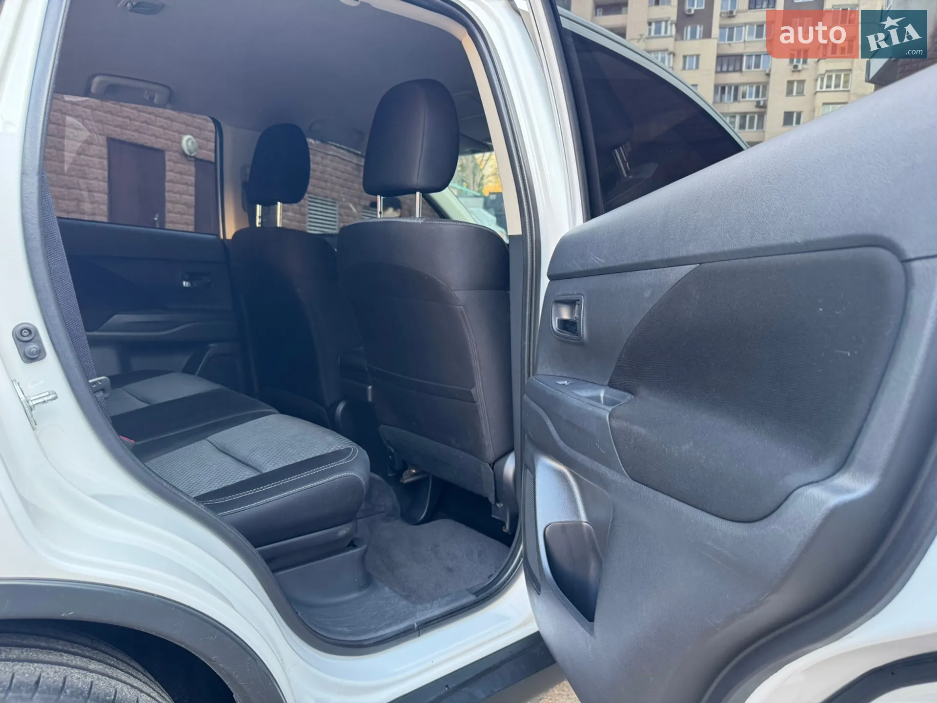 2019 Mitsubishi Outlander - мініатюра 25