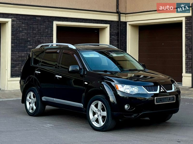 Внедорожник / Кроссовер Mitsubishi Outlander 2008 в Киеве