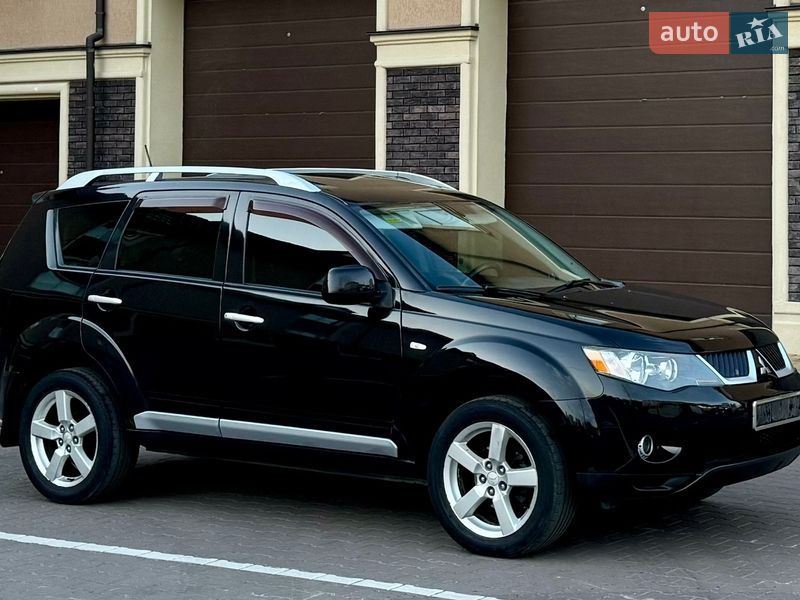 Внедорожник / Кроссовер Mitsubishi Outlander 2008 в Киеве