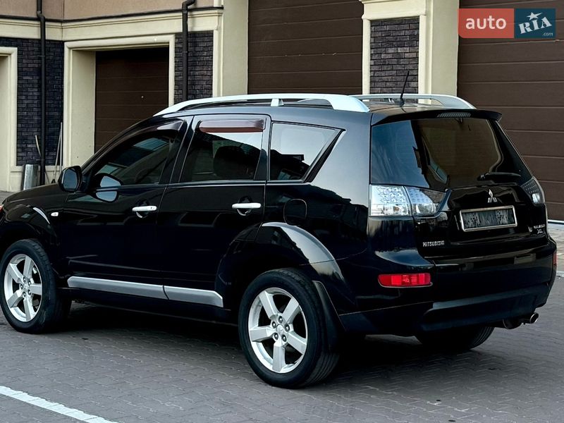 Внедорожник / Кроссовер Mitsubishi Outlander 2008 в Киеве