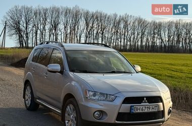 Позашляховик / Кросовер Mitsubishi Outlander 2011 в Саврані