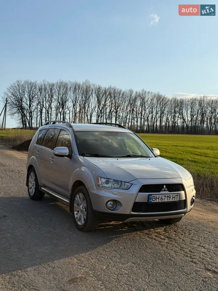 2010 Mitsubishi Outlander - мініатюра 22