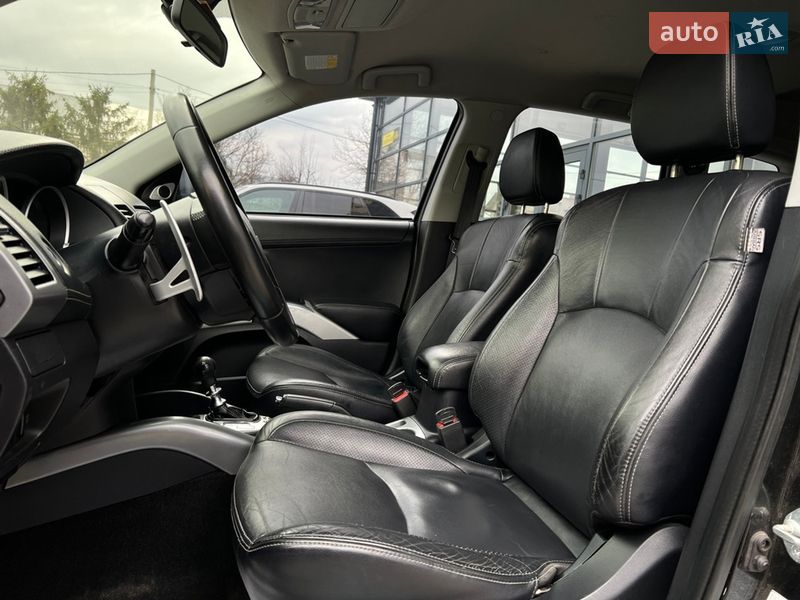 Внедорожник / Кроссовер Mitsubishi Outlander 2010 в Ивано-Франковске