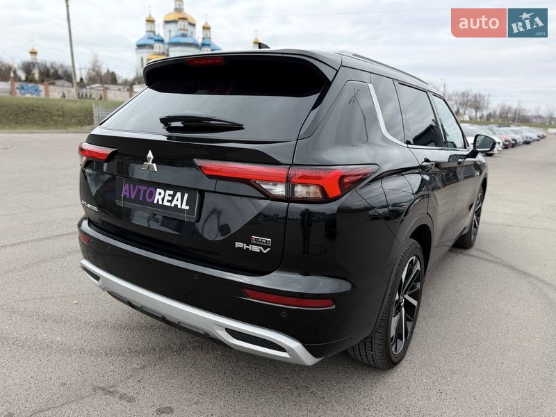 Внедорожник / Кроссовер Mitsubishi Outlander 2024 в Кривом Роге