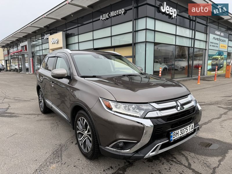 Mitsubishi Outlander 2017
