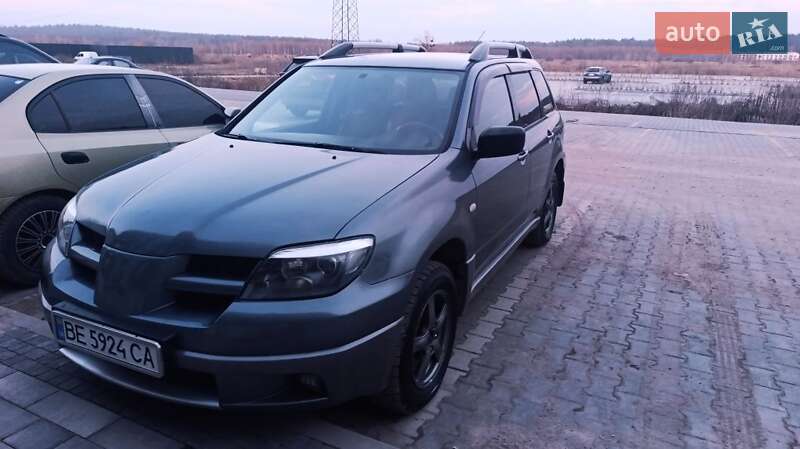 Внедорожник / Кроссовер Mitsubishi Outlander 2003 в Ирпене фото 2 Внедорожник / Кроссовер Mitsubishi Outlander 2003 в Ирпене