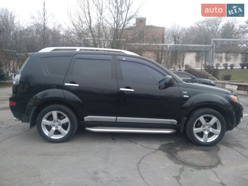 Внедорожник / Кроссовер Mitsubishi Outlander 2008 в Днепре