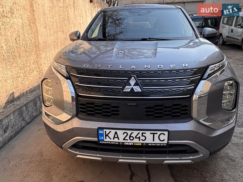 Mitsubishi Outlander 2022