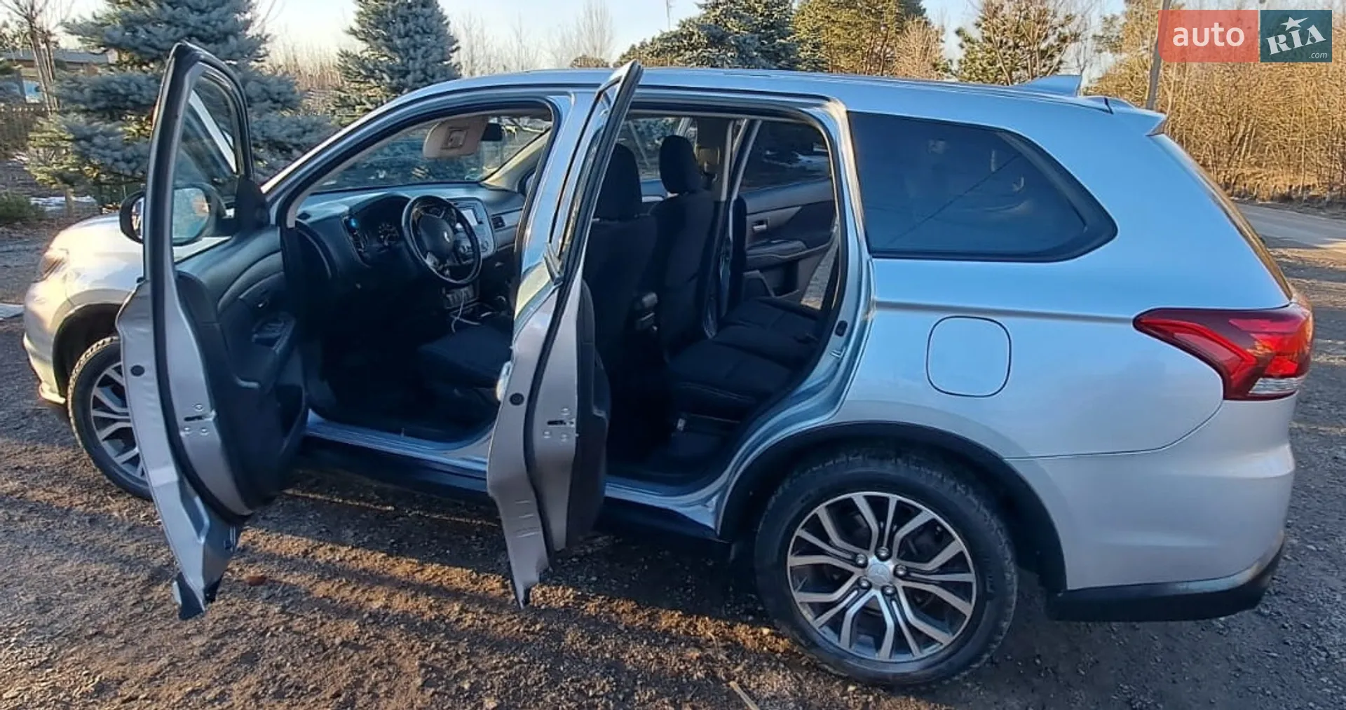 2016 Mitsubishi Outlander - мініатюра 6