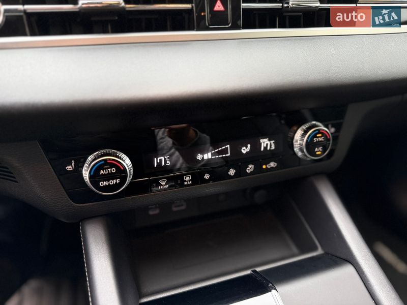 Внедорожник / Кроссовер Mitsubishi Outlander 2022 в Одессе