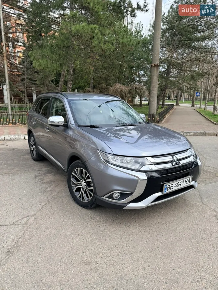 2015 Mitsubishi Outlander - мініатюра 17