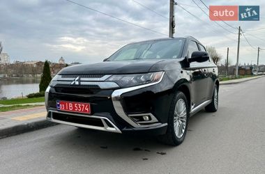 Внедорожник / Кроссовер Mitsubishi Outlander 2019 в Белой Церкви