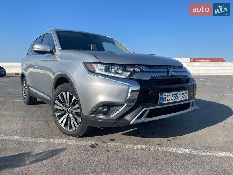 Внедорожник / Кроссовер Mitsubishi Outlander 2020 в Львове фото 9 Внедорожник / Кроссовер Mitsubishi Outlander 2020 в Львове