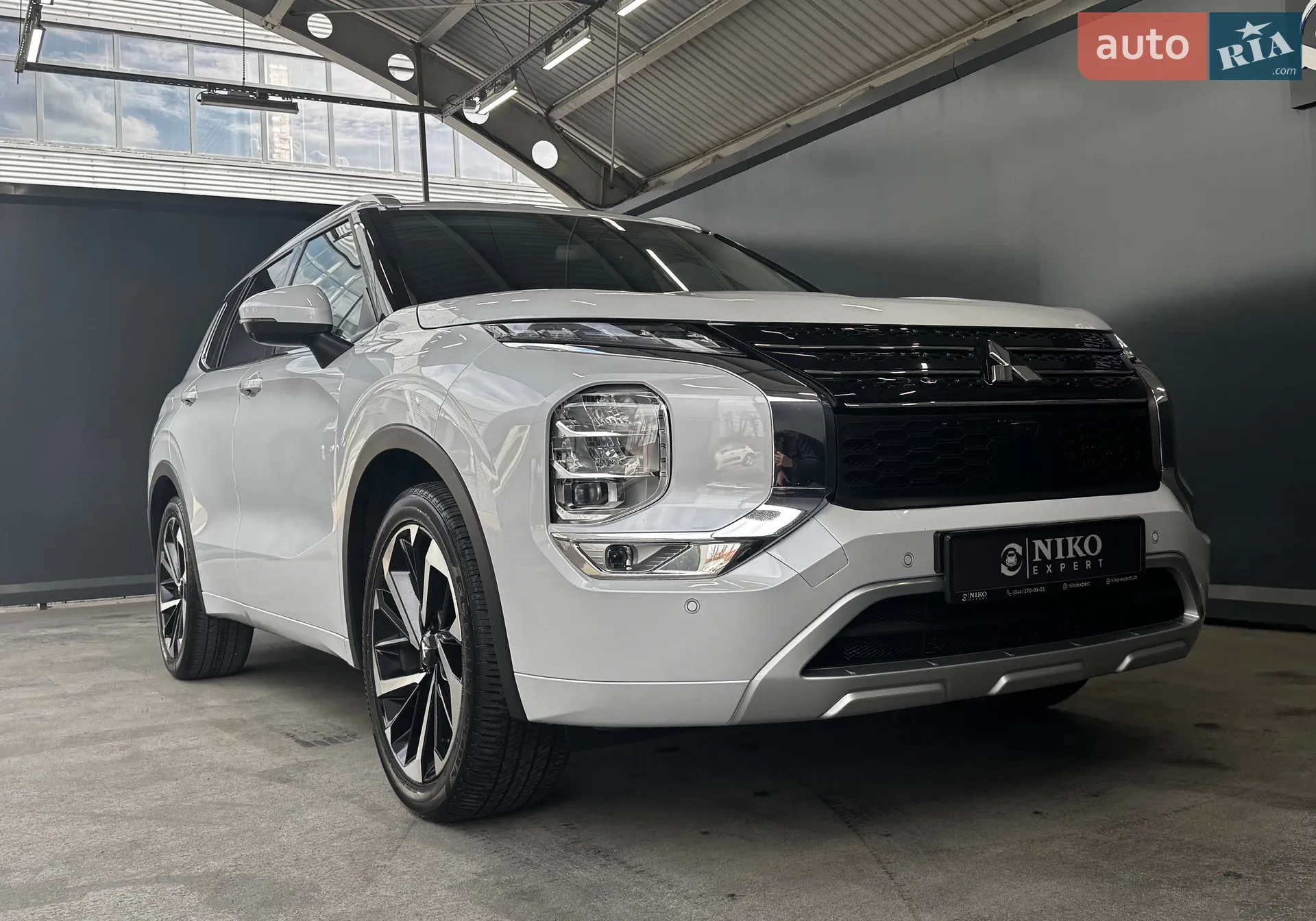 2024 Mitsubishi Outlander - мініатюра 24
