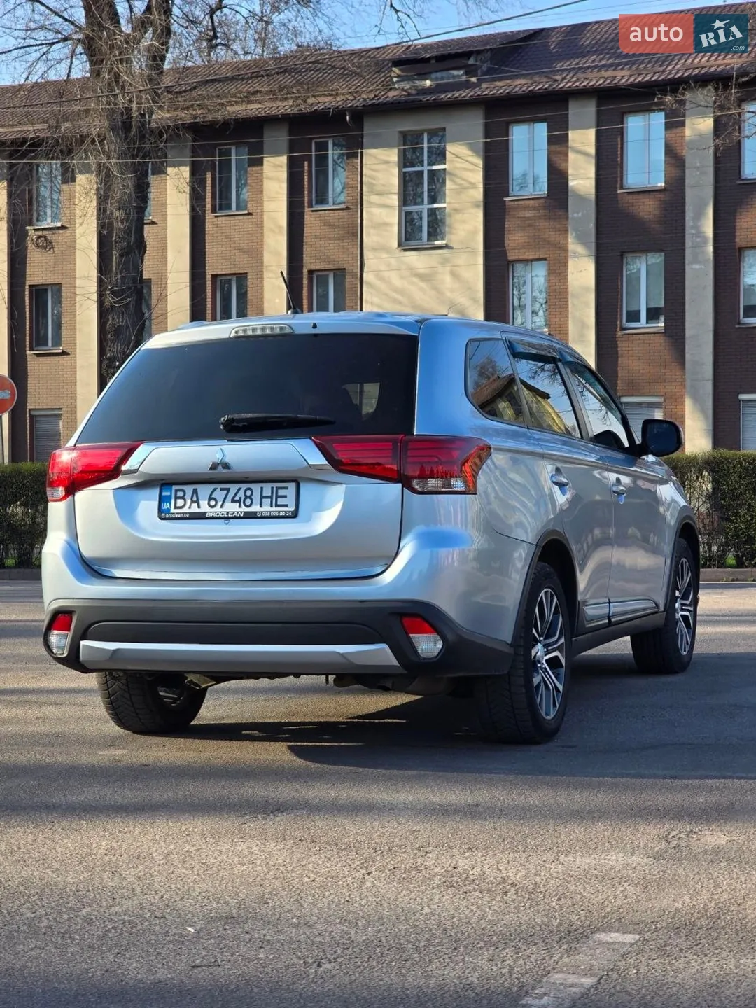 2015 Mitsubishi Outlander - мініатюра 8