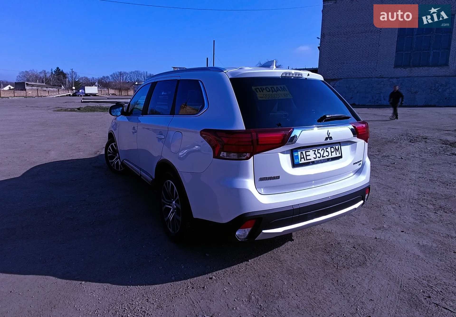 2017 Mitsubishi Outlander - мініатюра 6