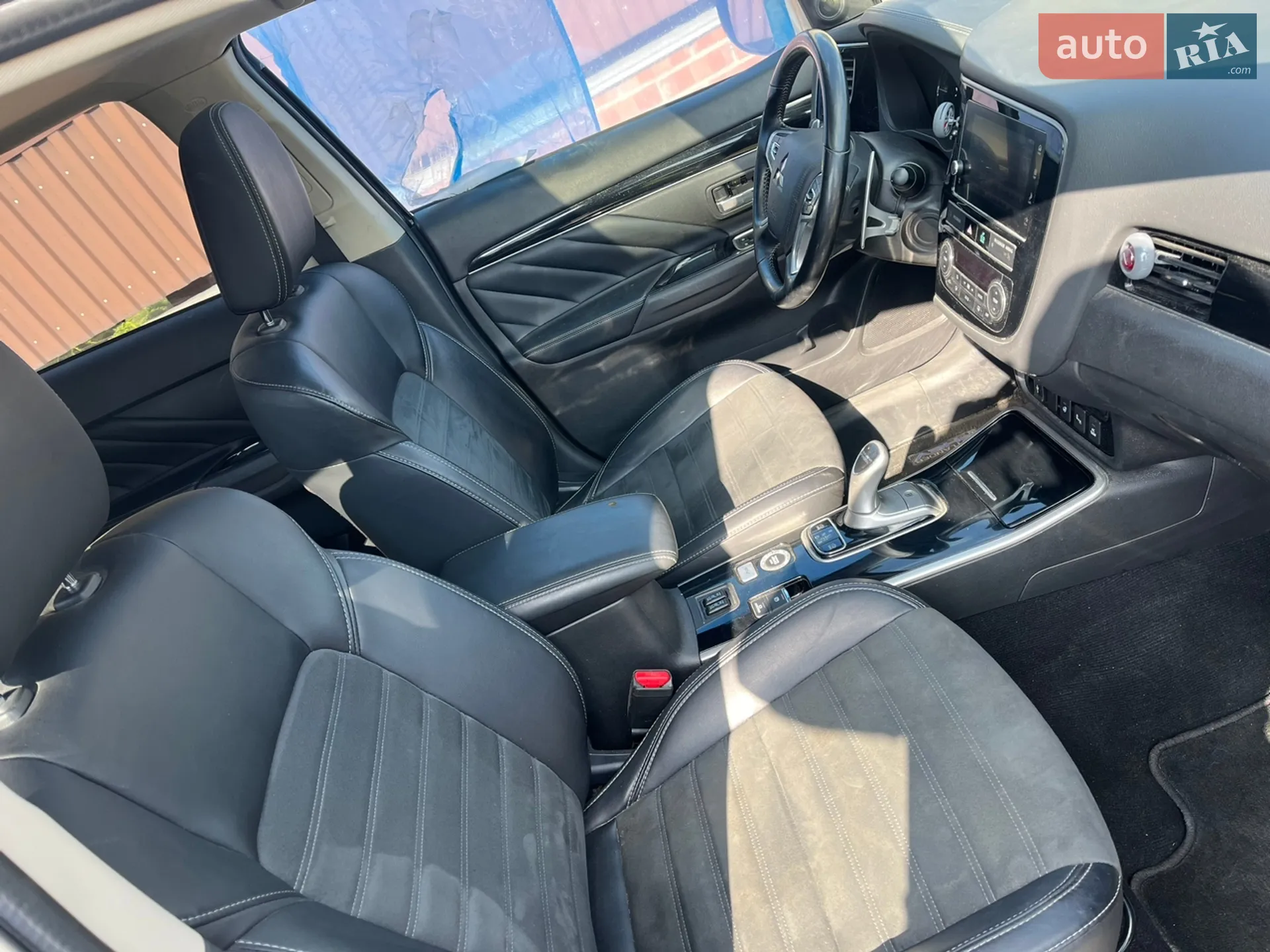 2019 Mitsubishi Outlander - мініатюра 27