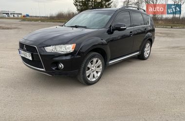 Позашляховик / Кросовер Mitsubishi Outlander 2010 в Києві