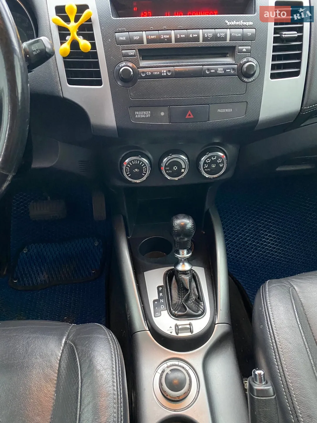 2010 Mitsubishi Outlander - мініатюра 15