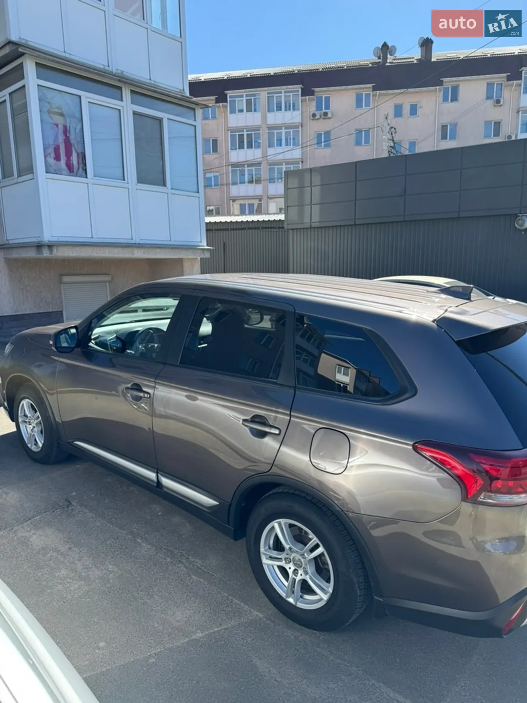 2019 Mitsubishi Outlander - мініатюра 10