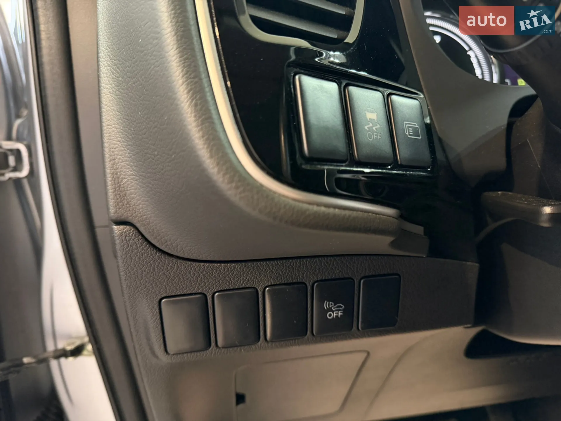 2015 Mitsubishi Outlander - мініатюра 24