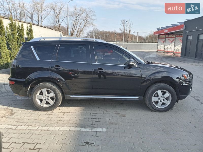 Позашляховик / Кросовер Mitsubishi Outlander 2010 в Тернополі