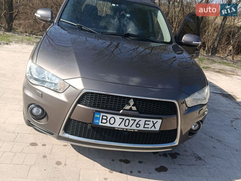 Mitsubishi Outlander 2010