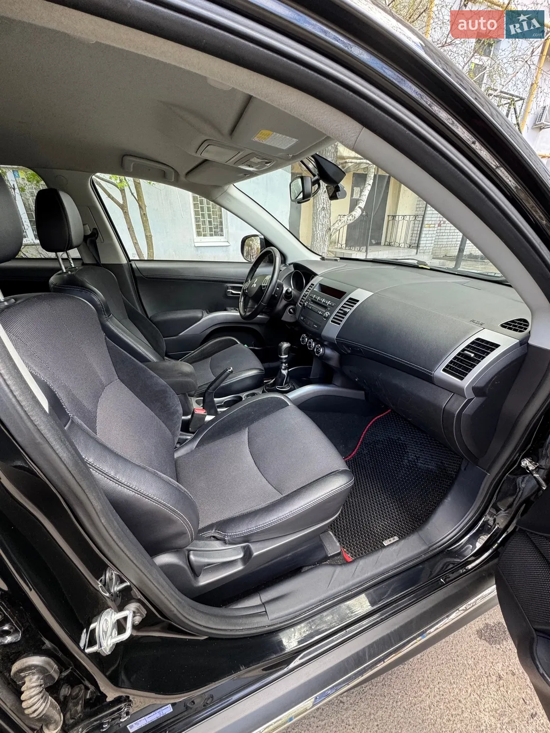 2012 Mitsubishi Outlander - мініатюра 37