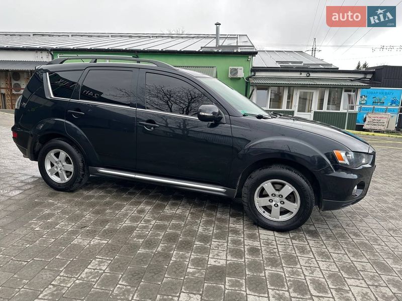 Позашляховик / Кросовер Mitsubishi Outlander 2011 в Львові