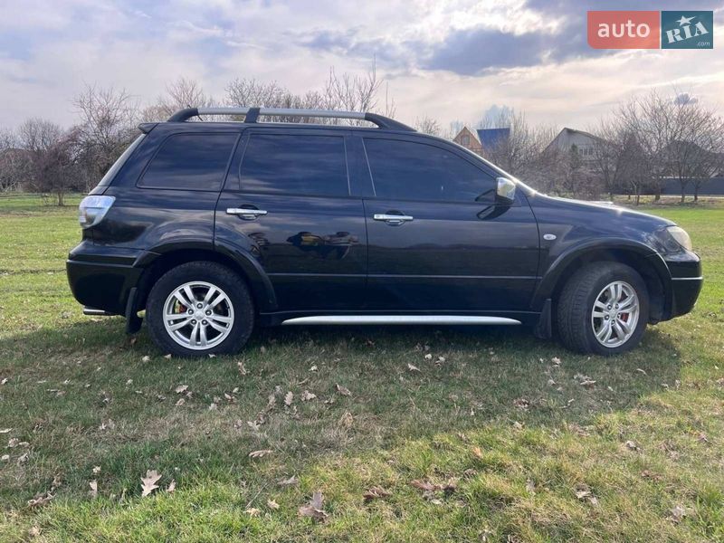 Внедорожник / Кроссовер Mitsubishi Outlander 2005 в Переяславе фото 5 Внедорожник / Кроссовер Mitsubishi Outlander 2005 в Переяславе
