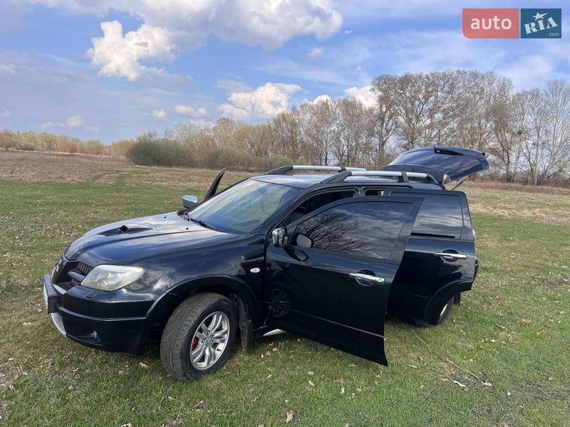 Внедорожник / Кроссовер Mitsubishi Outlander 2005 в Переяславе фото 8 Внедорожник / Кроссовер Mitsubishi Outlander 2005 в Переяславе