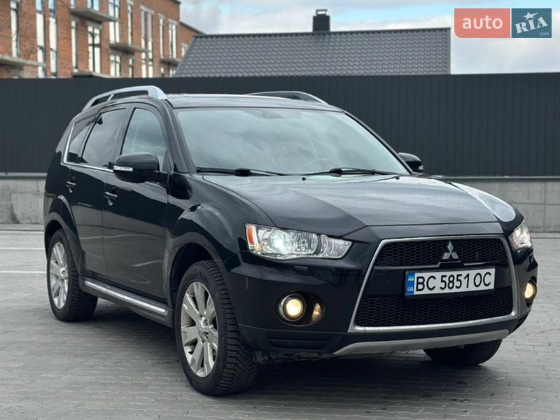 Внедорожник / Кроссовер Mitsubishi Outlander 2010 в Львове