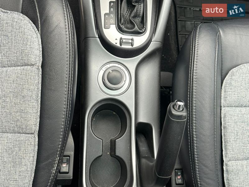 Внедорожник / Кроссовер Mitsubishi Outlander 2010 в Львове