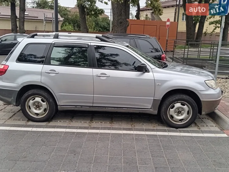 Mitsubishi Outlander 2008