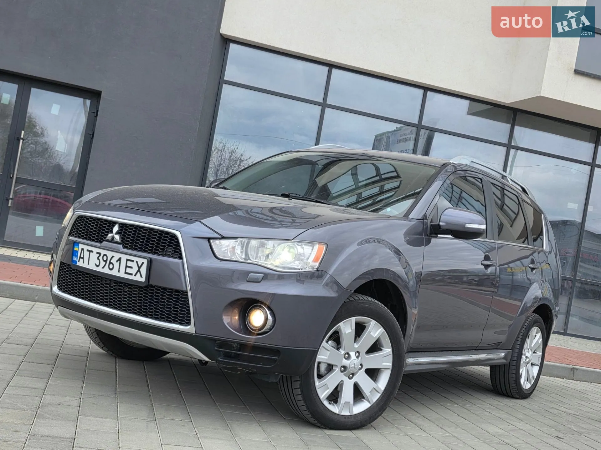 2010 Mitsubishi Outlander - мініатюра 6