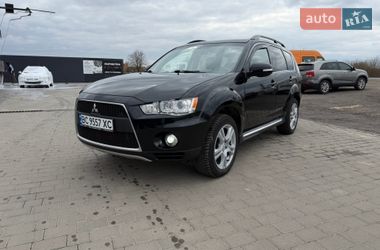 Позашляховик / Кросовер Mitsubishi Outlander 2011 в Львові