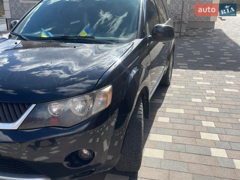Позашляховик / Кросовер Mitsubishi Outlander 2007 в Івано-Франківську