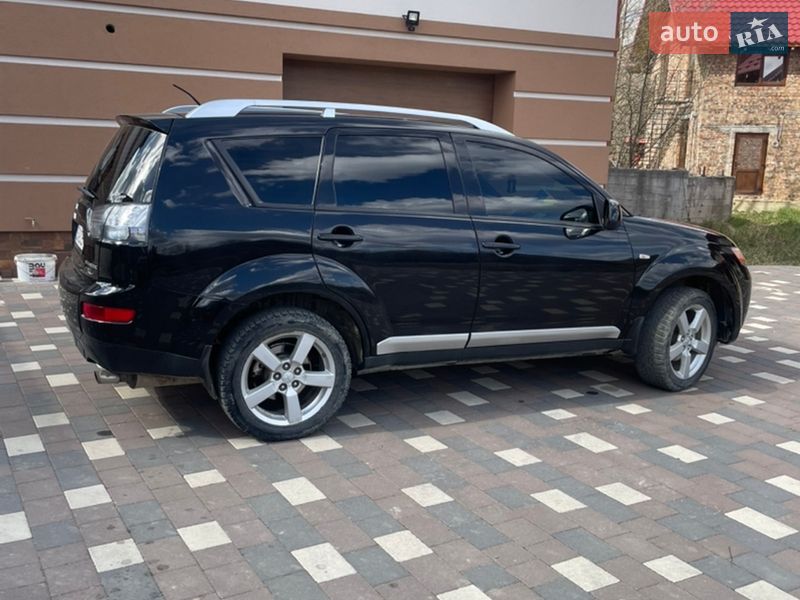 Позашляховик / Кросовер Mitsubishi Outlander 2007 в Івано-Франківську