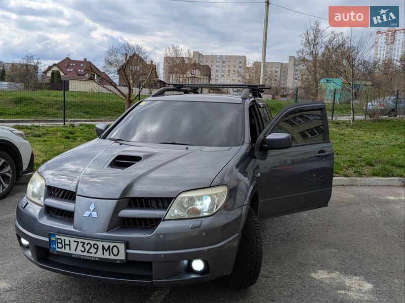 Mitsubishi Outlander 2006