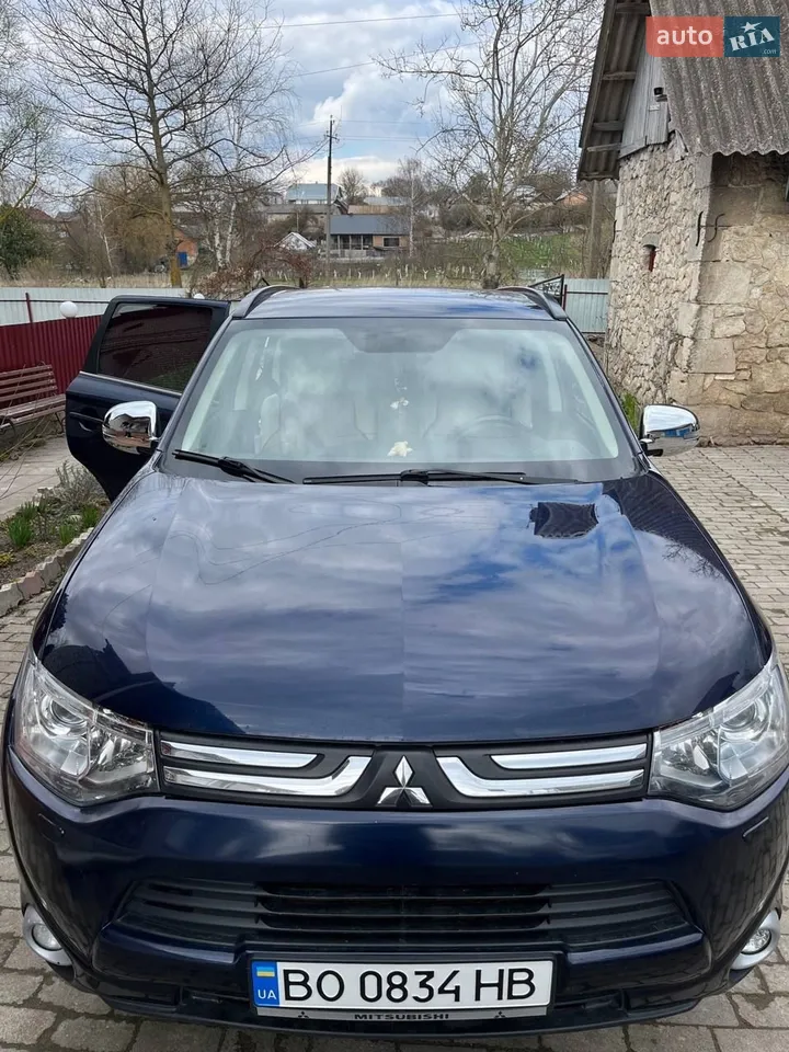 2014 Mitsubishi Outlander - мініатюра 20