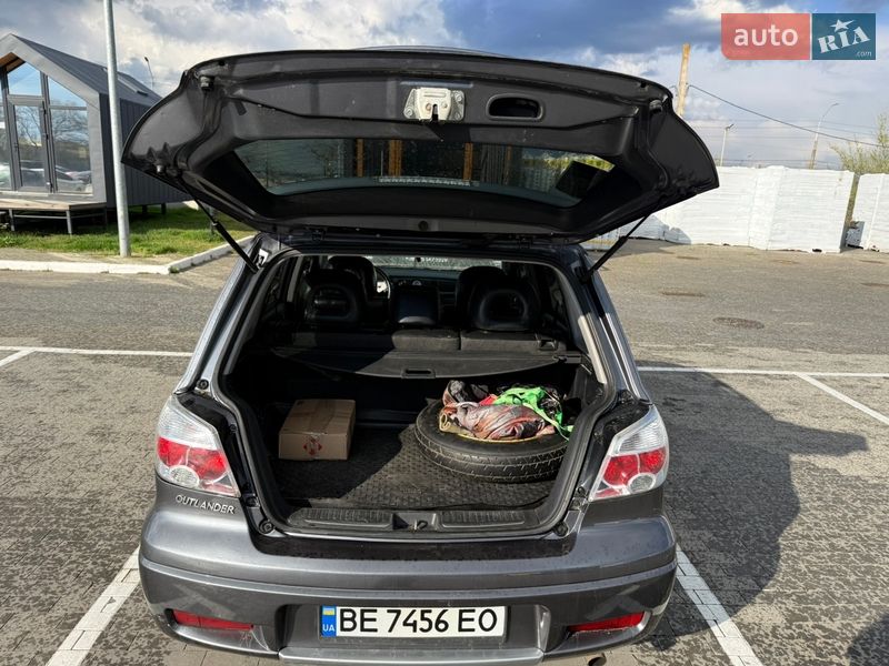 Позашляховик / Кросовер Mitsubishi Outlander 2006 в Миколаєві